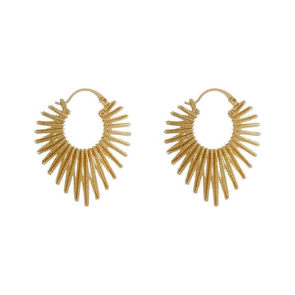 Unique Exaggerated 2025 New Earrings with Gold Lines and Heart Design for Women, Light Luxury High-End Stud Earrings