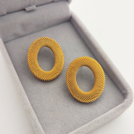 New European and American personality geometric circle earrings metal sense line heavy woven simple stud earrings temperament earrings