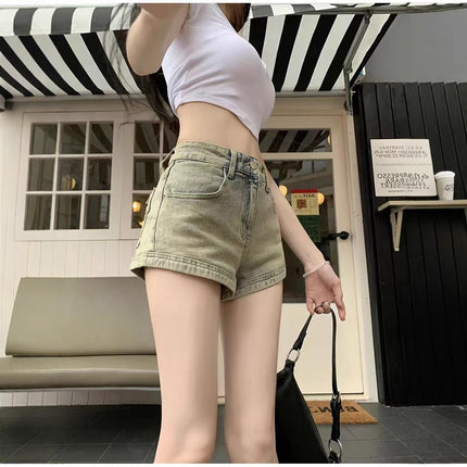 American Retro Hot Girl Denim Shorts Women's Pear-shaped High Waist Slimming Design Sense Niche A- shaped Hip Hot Pants