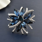 Brooch blue