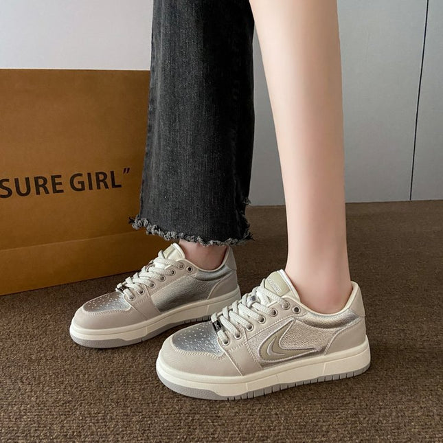 Niche Retro Silver Sneakers for Women, Trendy on Instagram, 2026 New Design, Breathable Flat-Soled American-Style Sports Casual Shoes