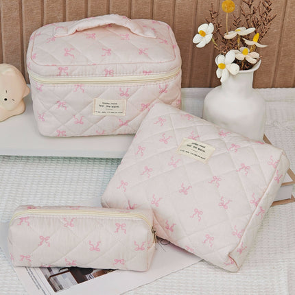 New Cotton Large Capacity Cosmetic Bag Women's Niche Portable Wash Storage Bag Cross-border Small Floral Cute Quilted Bag