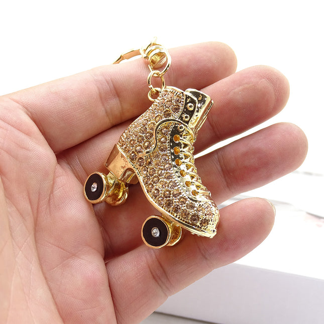 Fashion creative three-dimensional skate shape key chain alloy two-sided diamond drop oil car pendant cross-border hot sale