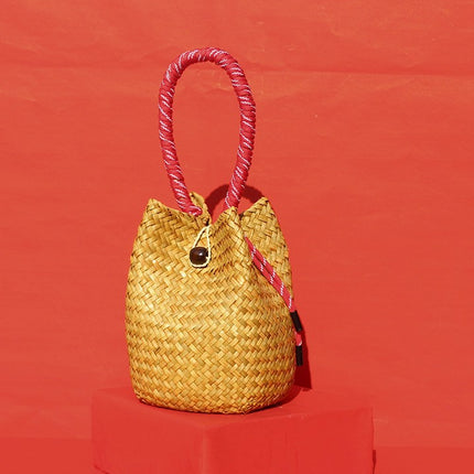 Chinese Red Festive Wedding Straw Woven Bag Bridesmaid Gift Bag Wedding Candy Box Handmade Woven Women's Shoulder Bag