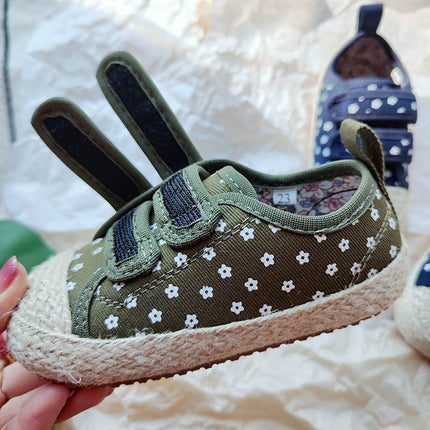 2025 Spring Children's Korean Fisherman Shoes Vintage Floral Soft Sole Board Shoes Girl's Velcro Cloth Shoes