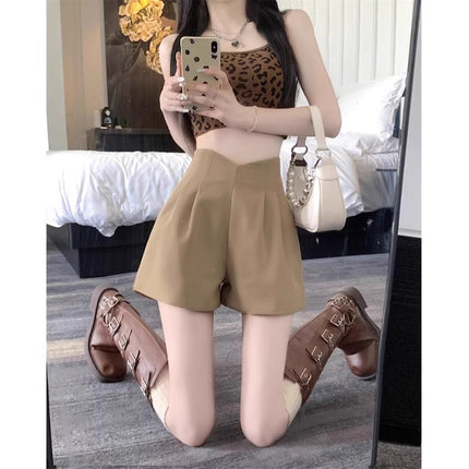 Shorts Women's Spring 2024 New High Waist Slimming Wide Leg Pants Black Casual Fashion All-match Suit A- shape Shorts