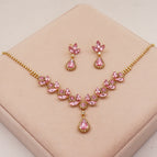 (necklace + earrings) gold bottom pink