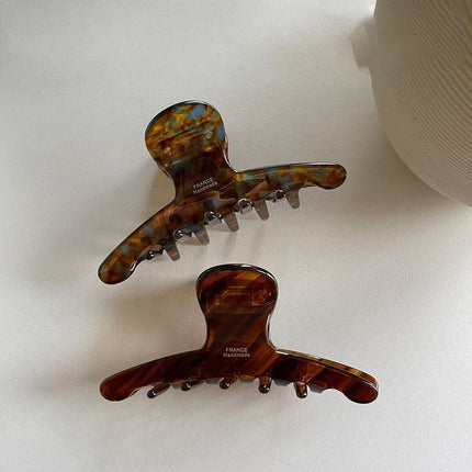 Korea Imported Retro Elegant Caramel Line Sense Dark Brown Mint Medium Curved Disc Hair Grab Clip Shark Clip