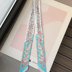 White and blue flowers / 90cm