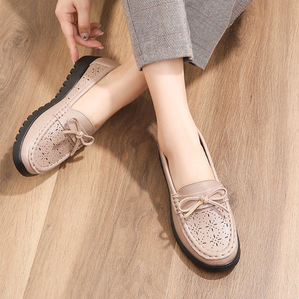 Mom's Shoes, Single Shoes for Middle-Aged and Elderly, Breathable Leather Shoes, 2026 Summer Perforated Shoes for Middle-Aged, Soft-Soled Comfortable Women's Non-Slip Sandals