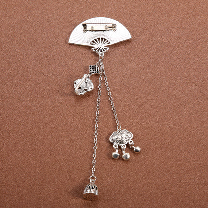 Chinese-Style Retro Plum Blossom Fan Brooch Cheongsam Lapel Button Bell Tassel Pendant Hanfu Pin