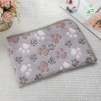 60*40cm / Light gray dog paw blanket