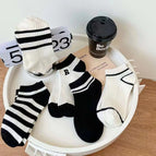 Wd161 socks women's black and white r / Naked socks