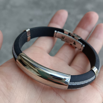 Cross-border stainless steel silicone bracelet sports arc bracelet black red European and American couples bracelet manufacturers wholesale