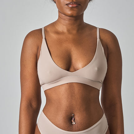 Ski Kardashian-Style Triangle Cup Bra Without Padding, Soft and Stretchy Thin Cup, Comfortable Versatile Tank Top Underwear Bra
