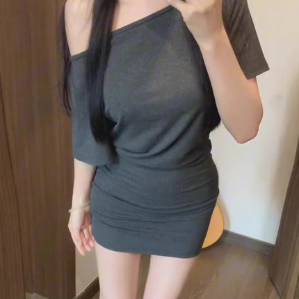 Charcoal Gray Slanted Shoulder Short-Sleeved Hip-Hugging Skirt Summer New Pure Desire One-Shoulder Sexy Off-Shoulder Slimming Waist Dress