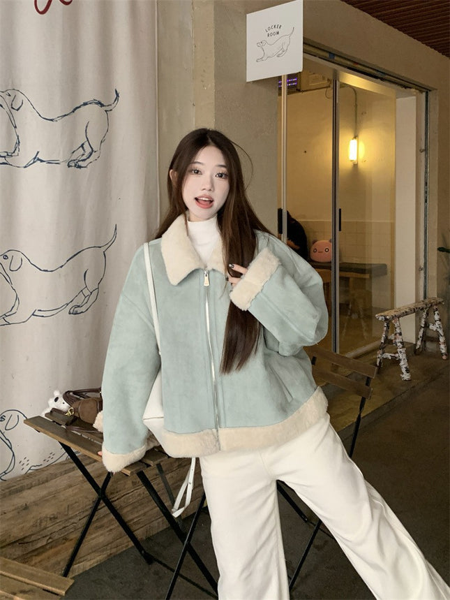 Korean-Style High-End Light Blue Lapel Short Shearling Coat for Women, 2026 Winter Model, Leather and Fur Integrated Jacket