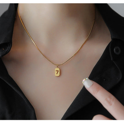 Double-Layer Necklace 2024 New Women's Sweater Chain Accessible Luxury Niche Design High-End Non-Fading Clavicle Chain Accessories