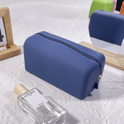 Ready-Made Silicone Cosmetic Bag, Waterproof and Dustproof Storage Bag, Large-Capacity Travel Silicone Cosmetic Bag, Foldable and Easy to Clean