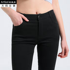 Black / M