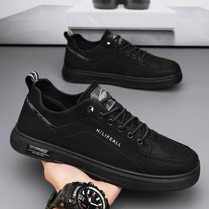 Slip-On Men's Shoes Spring and Autumn Kitchen Work Safety Sneakers Black Men's Casual Leather Shoes Soft Sole