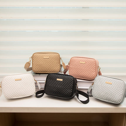 High-end ladies bag 2024 new foreign trade camera bag messenger bag wave embroidery shoulder bag wholesale bags