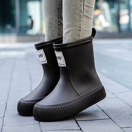 Cross-Border 2024 New Version of Rain Boots for Women, Fashionable and Versatile Rain Boots, Waterproof, Non-Slip, Comfortable and Wear-Resistant, Women's Water Shoes for Camping