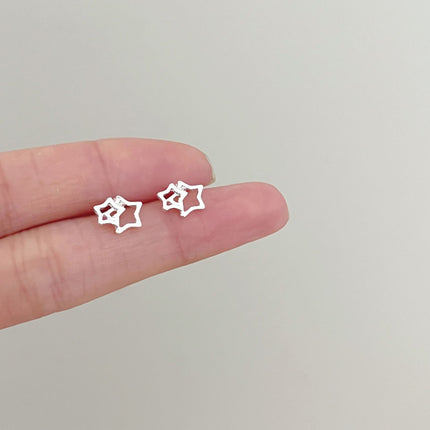 2025 New Style Earrings with a Unique Design, High-End Feel, Versatile for Everyday Wear, Fashionable Earrings Wholesale, Ear Studs for Women, Ear Cartilage Studs
