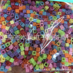 Mixed colors randomly / 24 letter squares