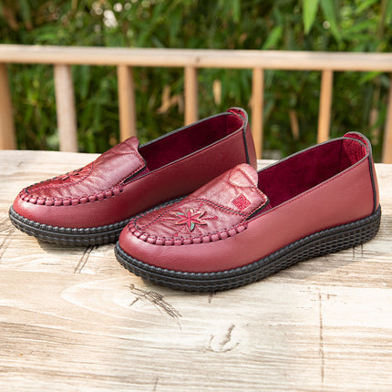 Women's shoes single-layer shoes mother's shoes soft bottom soft surface Spring and Autumn new casual comfortable non-slip flat shoes mother's shoes embroidered shoes