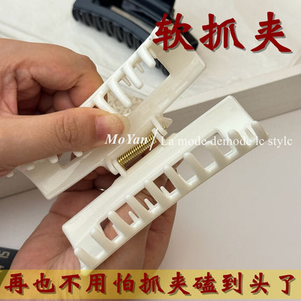 Korean-Style Simple Soft Silicone Hollow-Out Rectangular Hair Clip with a High-End Feel, Versatile and Gentle on Hair, Enhances Elegance
