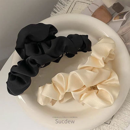 French fabric shark clip hair accessories show hair cloud fold grip clip temperament fashion back of the head hair clip wholesale