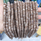 About 5x8mm, about 72 pieces in a string / 26