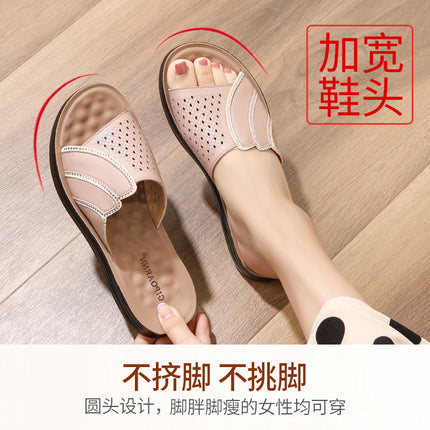 Mom's Slippers for Women 2026 New Summer Outdoor Wear for Middle-Aged and Elderly People with Soft Soles and Non-Slip Outdoor Slippers for Summer