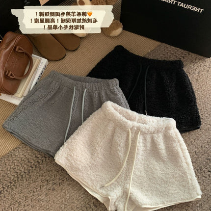 Gray Lamb Wool Thickened Shorts for Women, New Winter Style, Paired with Boots, Wide-Leg Casual Pants, Petite A-Line Pants for Outerwear