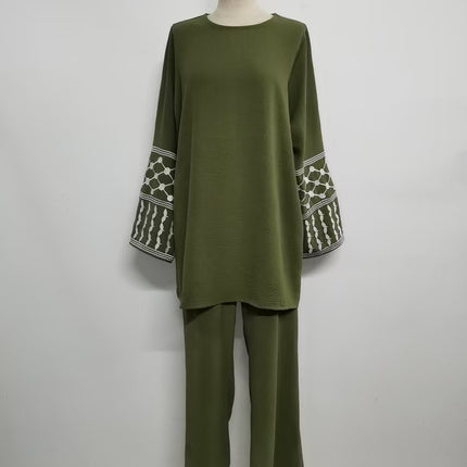 Directly from the Manufacturer: Yiduo Duo's New Embroidered Top and Wide-Leg Pants Set, Elegant Two-Piece Set 24836