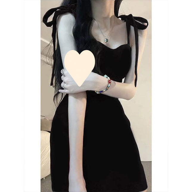 New Red Suspender Waist Dress French Slim Fit Strap Design Sexy Hot Girl Figure-Showing Hip-Hugging Short Skirt