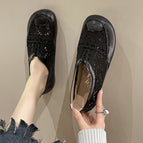 Black / 35