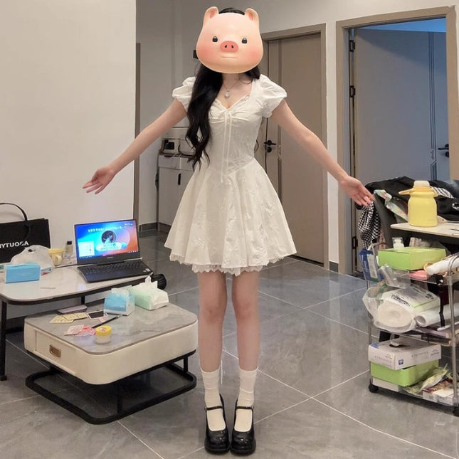 2025 Summer Exclusive White Puffy Short Skirt for Petite Women with Exquisite Lace Trim and Waist-Cinching Design That Exudes a Fairy-Like Vibe