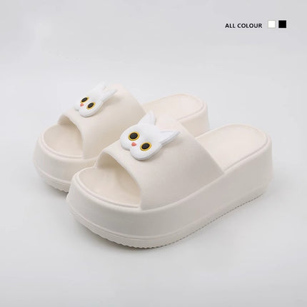 Thick-soled slippers for women's outdoor wear summer one-word latest black and white cat online famous beach shoes non-slip high heel sandals