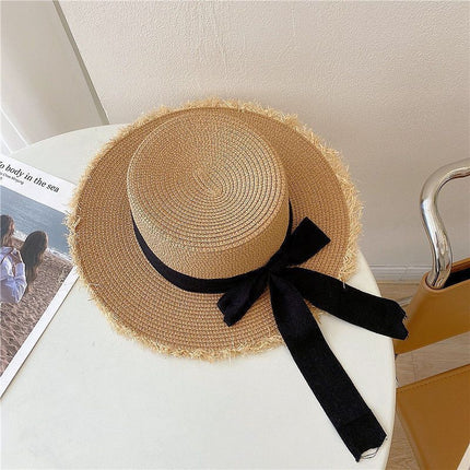 [Great Value] French Style Socialite Flat Top Hat 2025 New Summer Elegant Pearl String Sunshade Woven Straw Hat