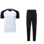 Light gray single top + black trousers / S