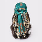 Leopard print chain emerald green