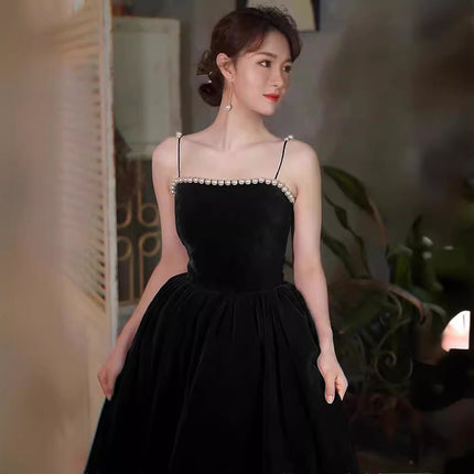 Black Dress 2025 New Dinner Annual Meeting Birthday Party Hepburn Style Suspender Dress Pearl Mini Dress