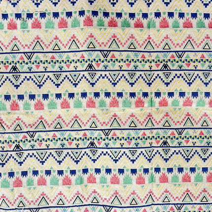 Ethnic style yarn-dyed jacquard cloth geometric stripes home fabric tablecloth sofa cloth decorative cloth for clothes in stock wholesale