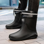 Black: heightened and elasticated mouth / 40