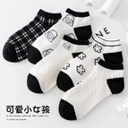 0162 black and white girls socks / Naked socks