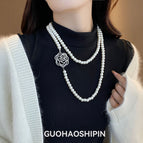 793 white diamond rose necklace
