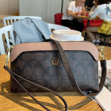 2025 New Handbags Women's Small Bags Fashionable Shoulder Crossbody Bags Trendy Wallets Women's Long Mobile Phone Bags Mom's Style