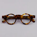 Brown tortoise pattern